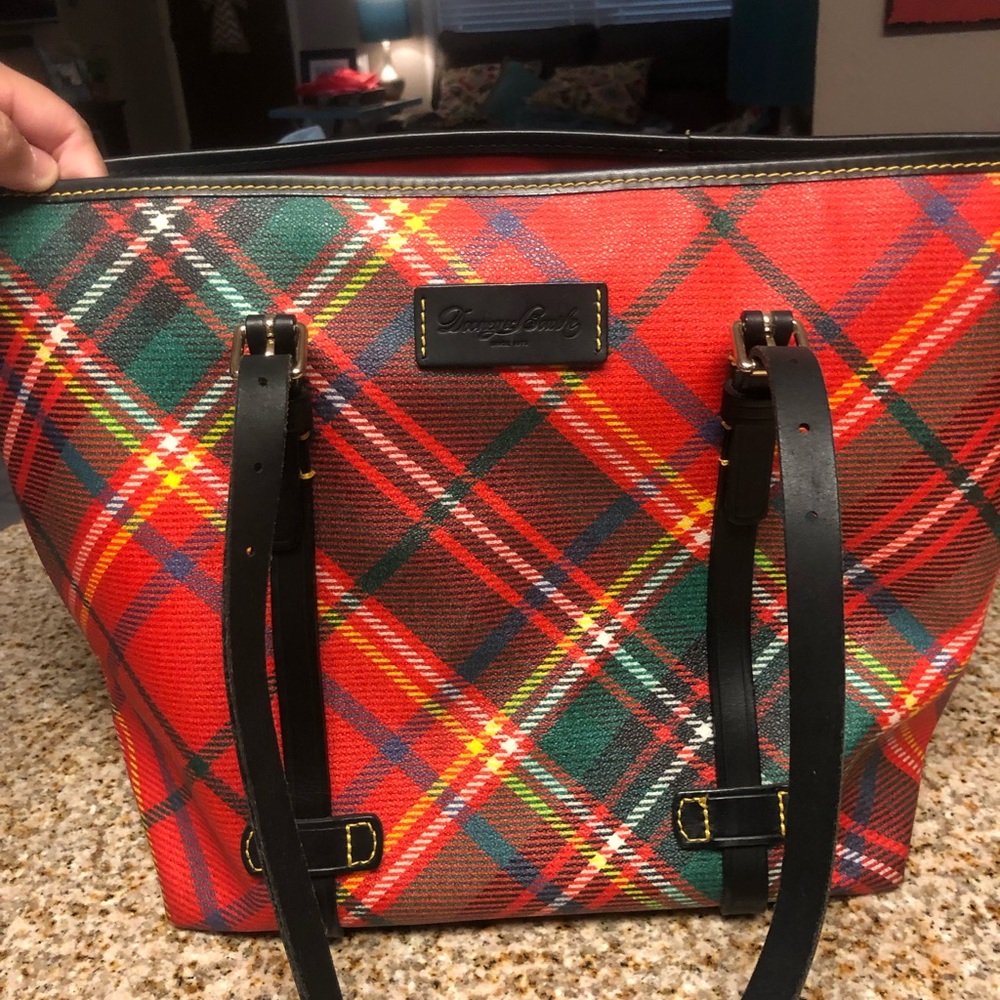 Dooney & Bourke